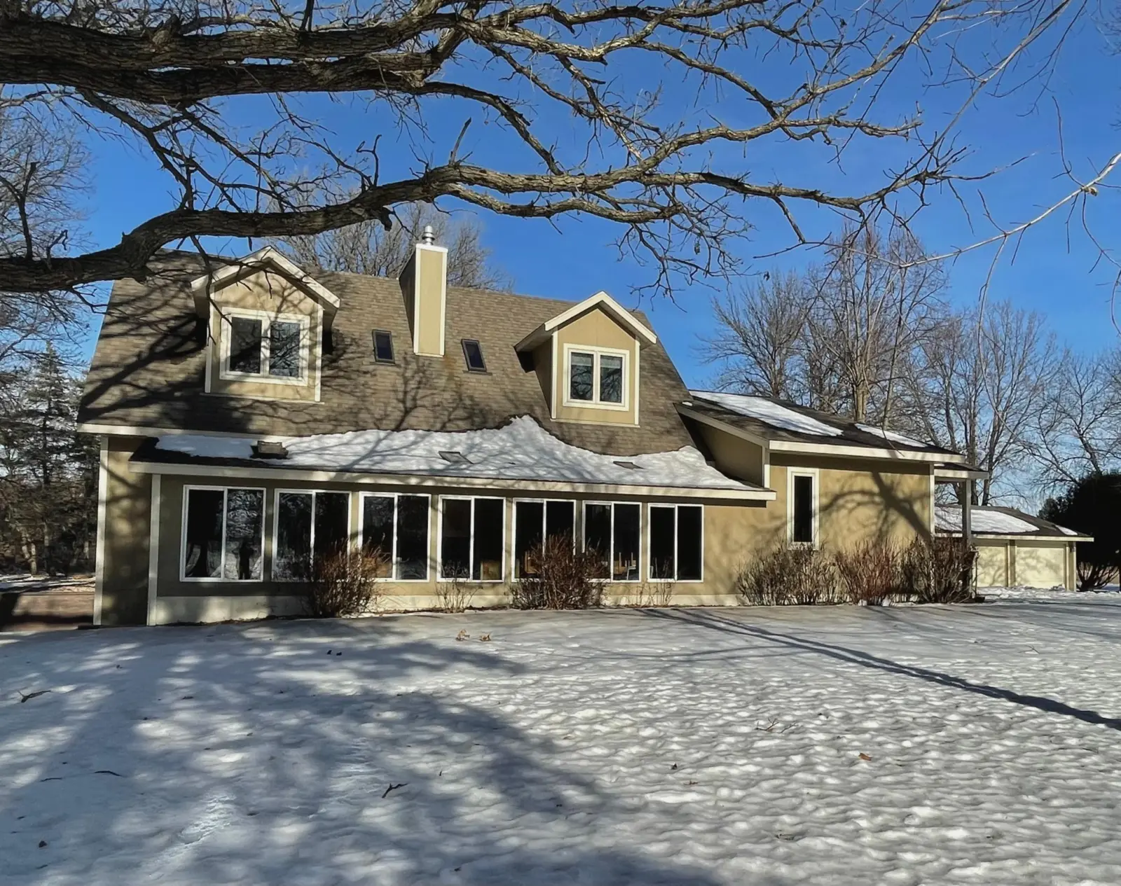 15592 720th Avenue, Albert Lea, MN